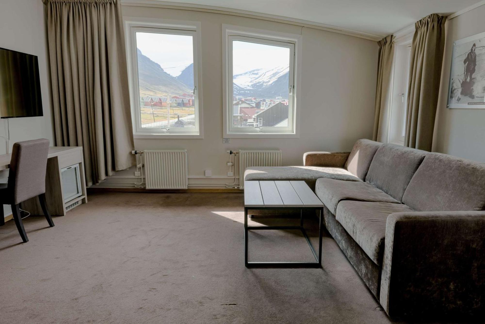Radisson Blu Polar Hotel, Spitsbergen Longyearbyen Ngoại thất bức ảnh